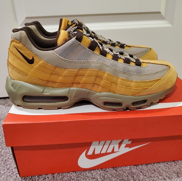 Nike Air Max 95 PRM - Picture 6 of 7